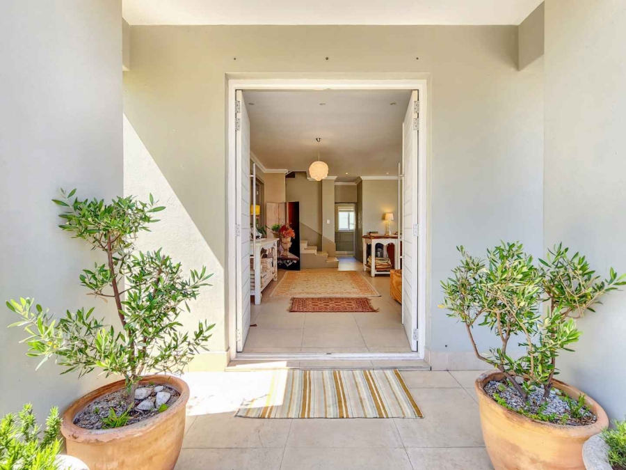 4 Bedroom Property for Sale in Big Bay Western Cape